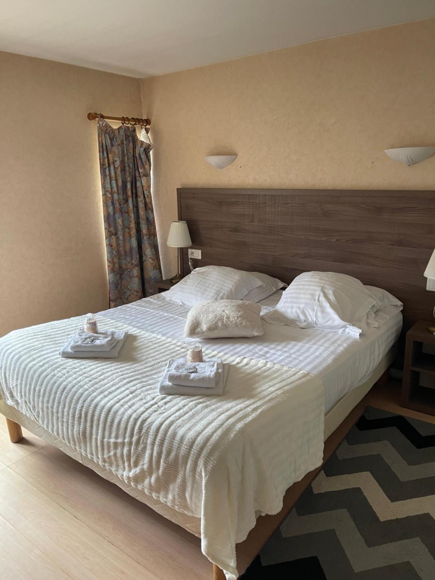 Hotel Du Commerce Semur-en-Auxois Luaran gambar