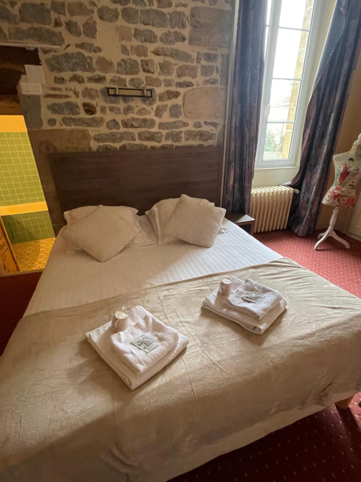 Hotel Du Commerce Semur-en-Auxois Luaran gambar
